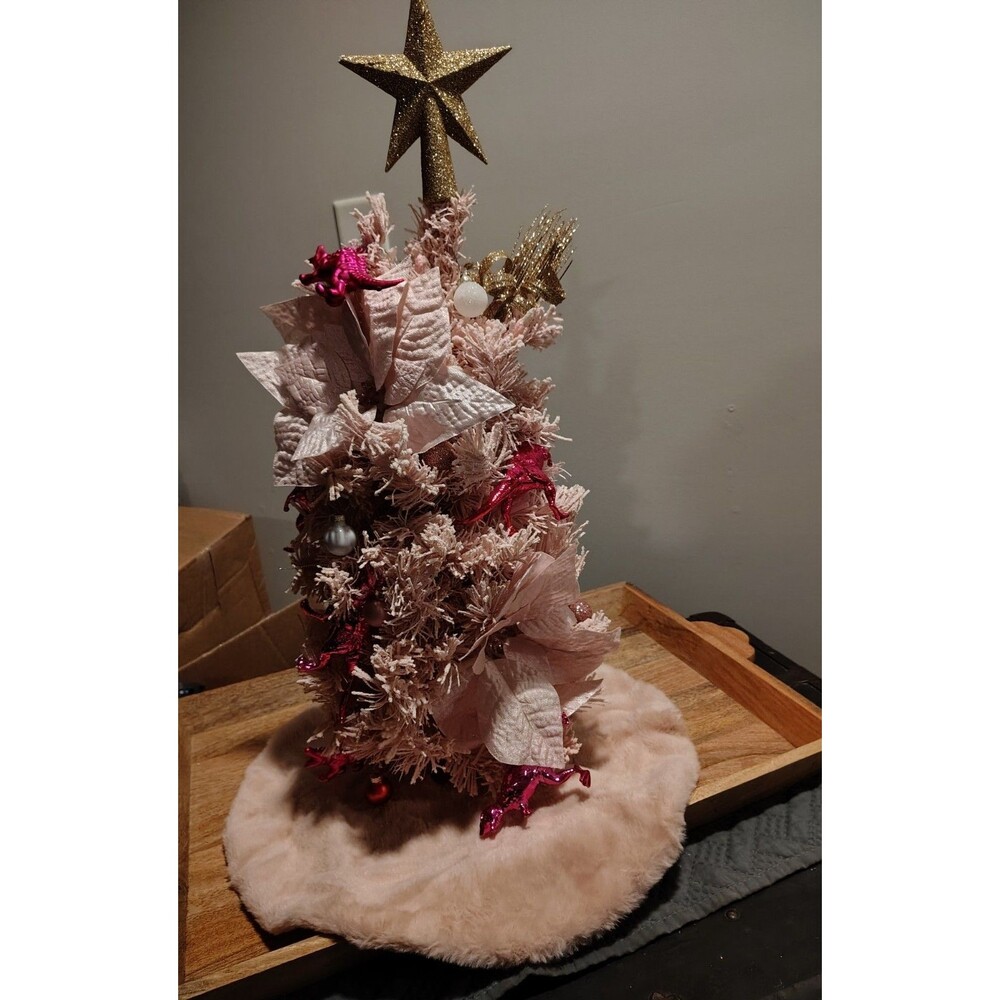 Artificial Topiary Christmas Trees mini set 1-2' Cindy & Grinch, Thing 1,2, & 3 - Picture 5 of 9